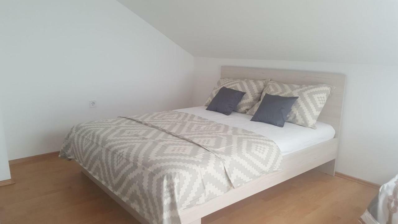 Apartments Venerea Nin Εξωτερικό φωτογραφία