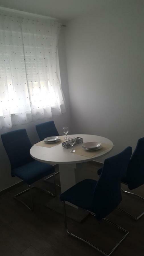 Apartments Venerea Nin Εξωτερικό φωτογραφία